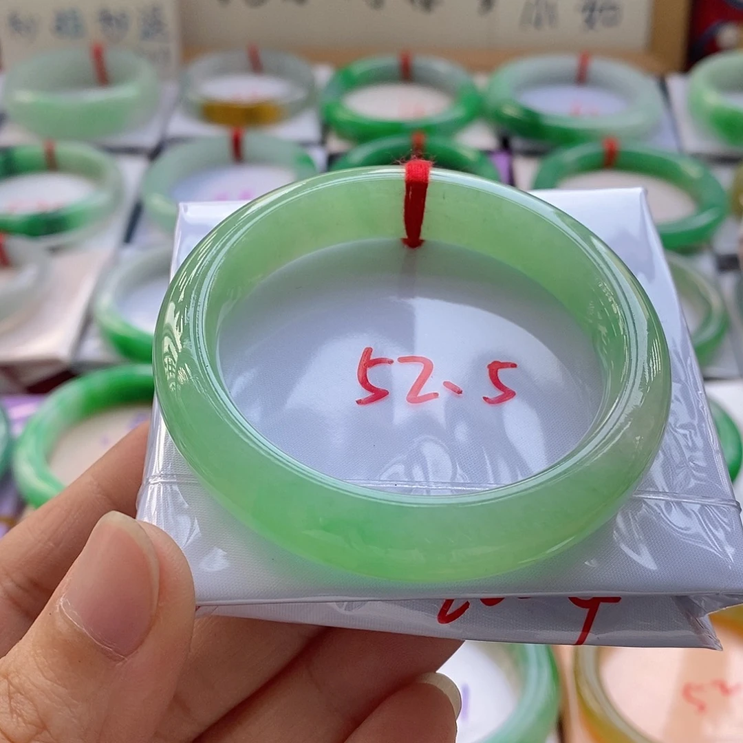 翡翠未镶嵌手镯13号
