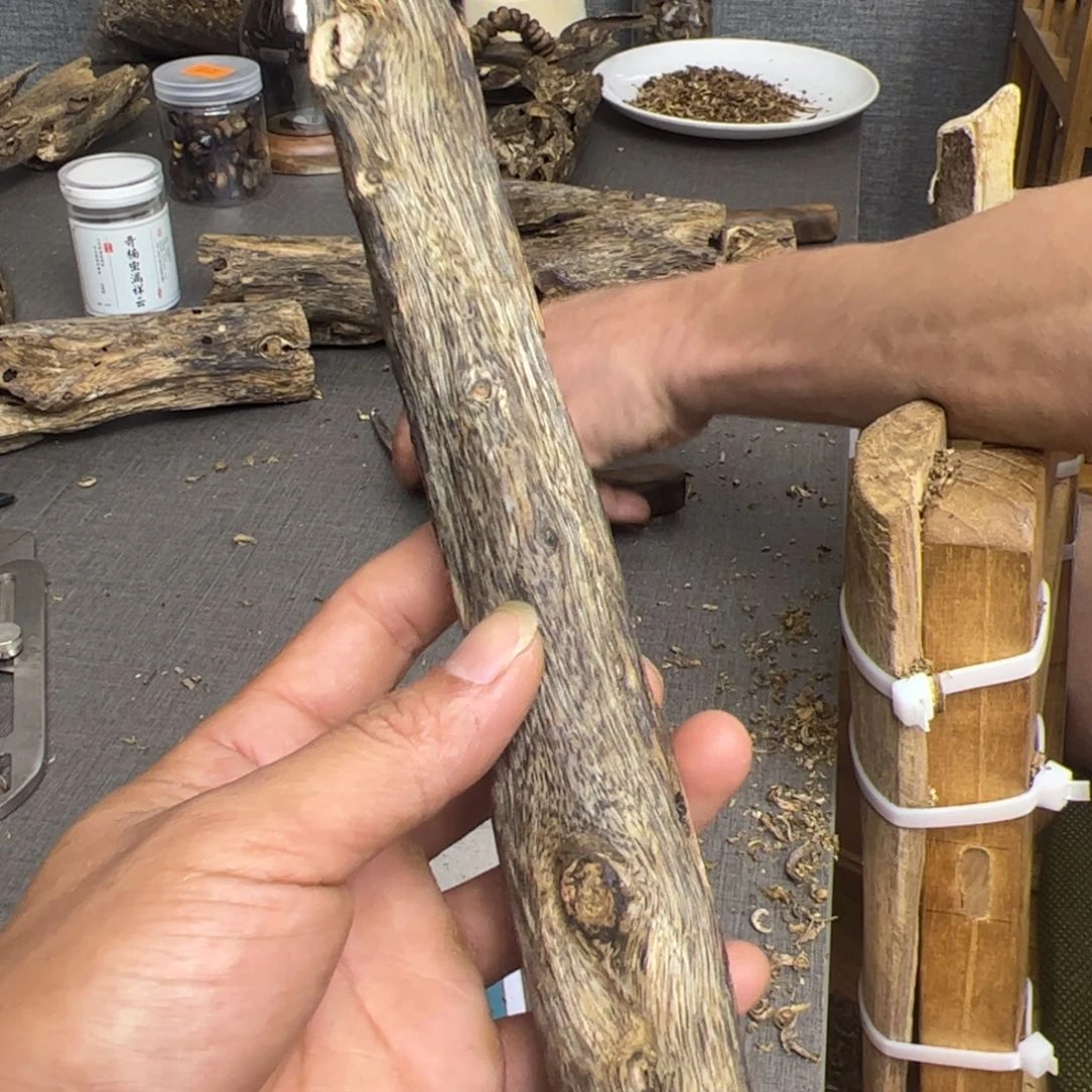 木11棋楠虫漏馨香紫棋66克