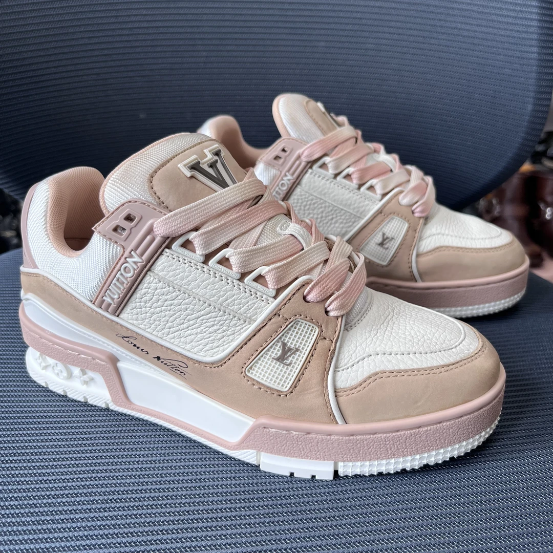 99新 LouisVuitton/路易威登 35码！trainer低帮板鞋运动女鞋粉白
