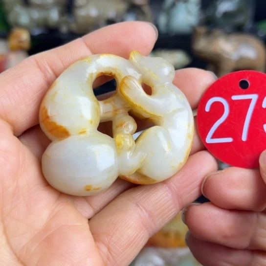 和田玉颈饰未镶嵌