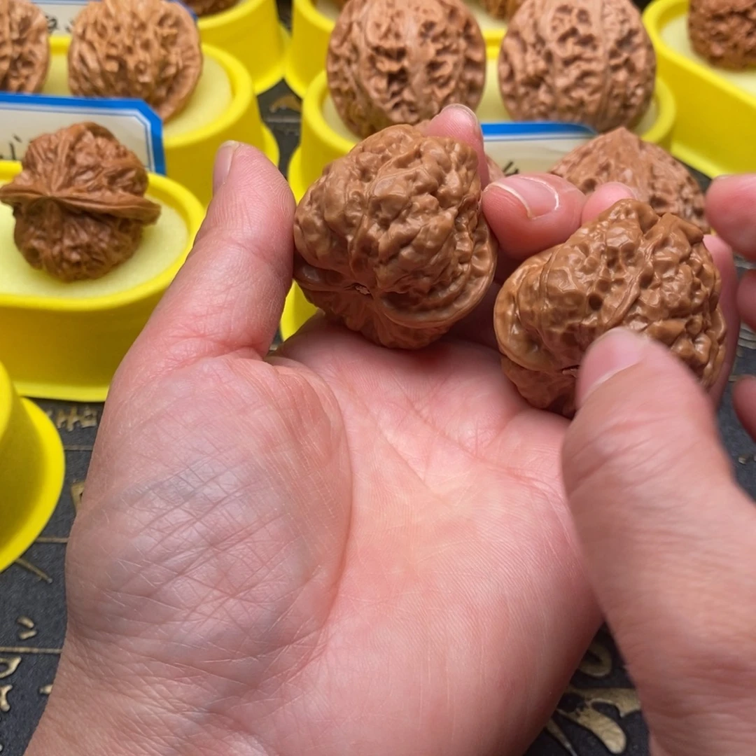 相***签文玩核桃吊坠蛤蟆头