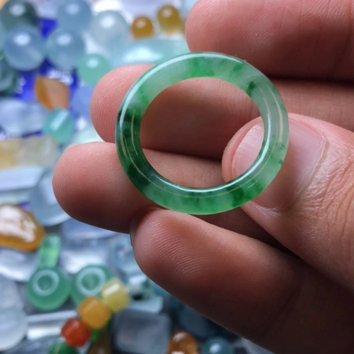 未镶嵌定制翡翠挂件