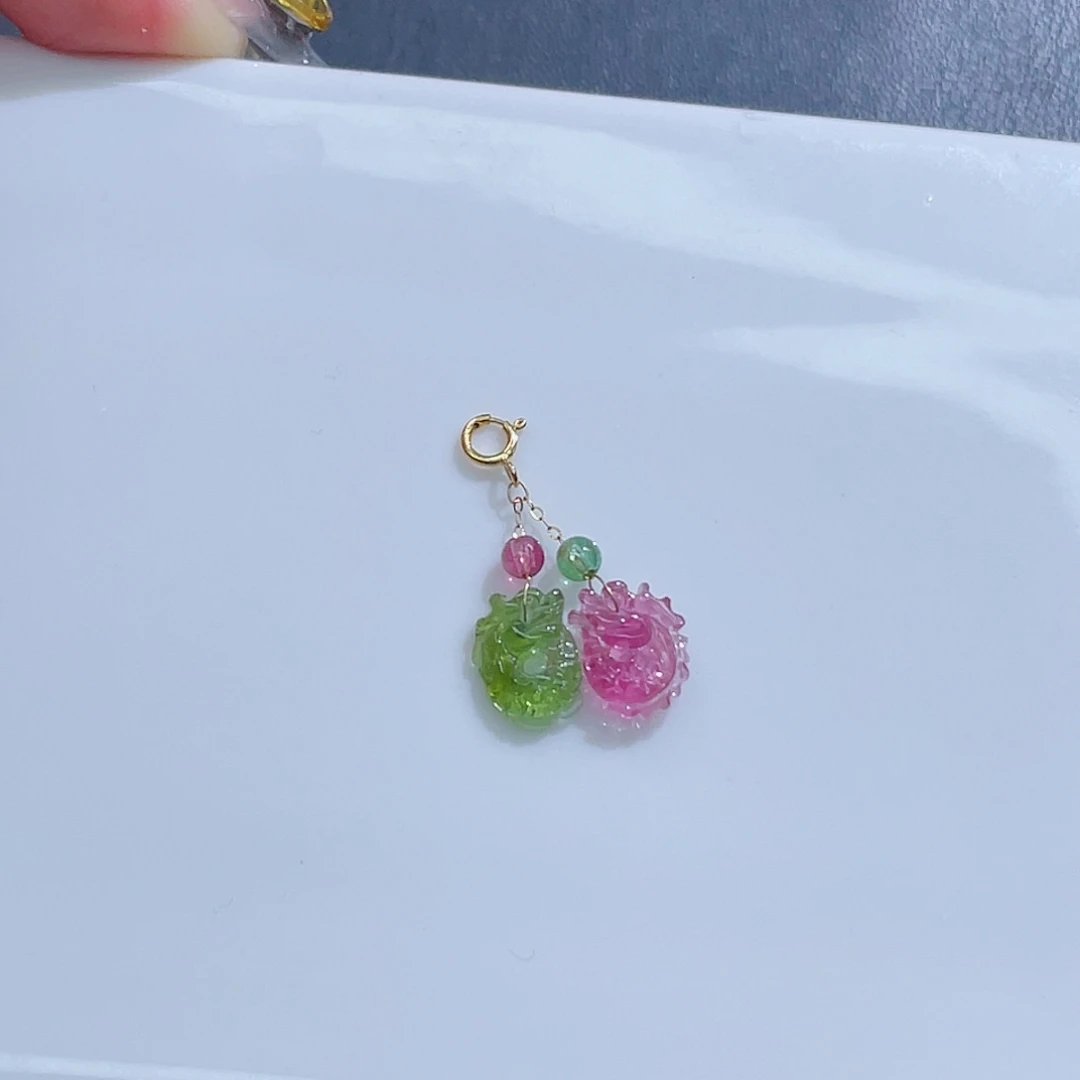 碧玺颈饰18K金镶嵌碧玺吊坠