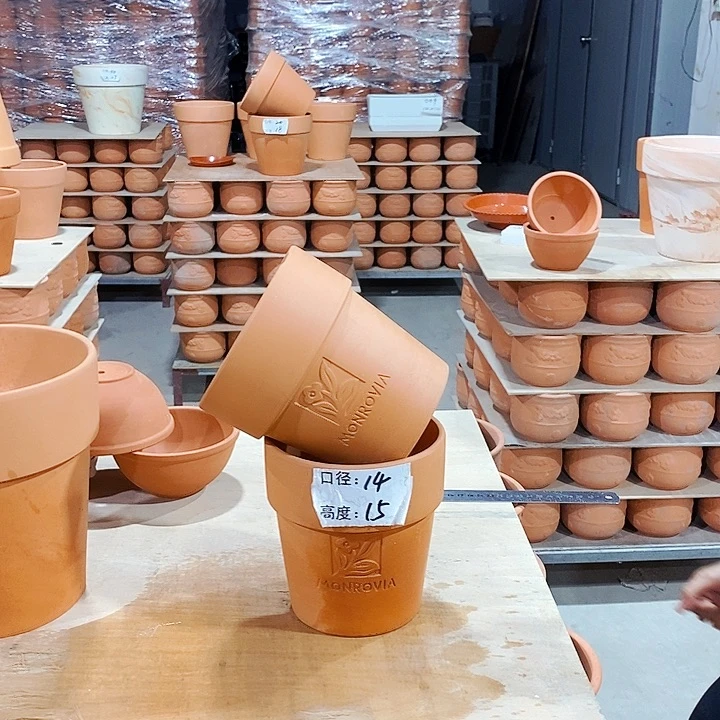 红陶10-14×15两个