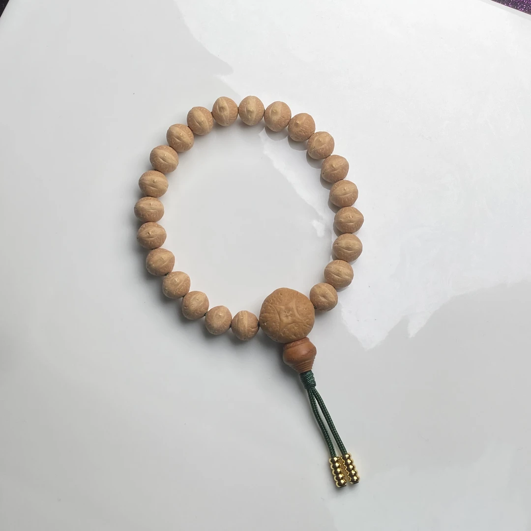 【F0085】实心树王碟桩凤眼10.4-10.7mm22颗油性密度颗颗精选沉水