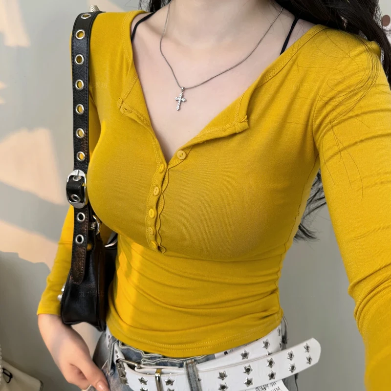 美式辣妹风修身T恤女秋季2025新款chic别致v领内搭打底衫长袖上衣