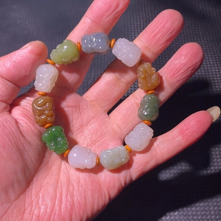 和田玉（糖玉）未镶嵌颈饰