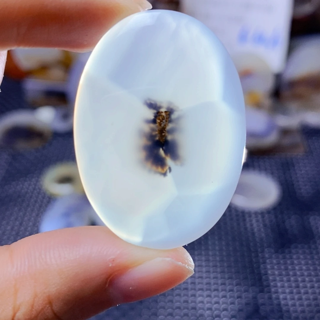 玛瑙/玉髓未镶嵌珠宝半成品