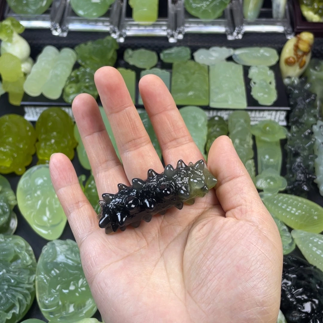 蛇纹石玉未镶嵌珠宝奇石