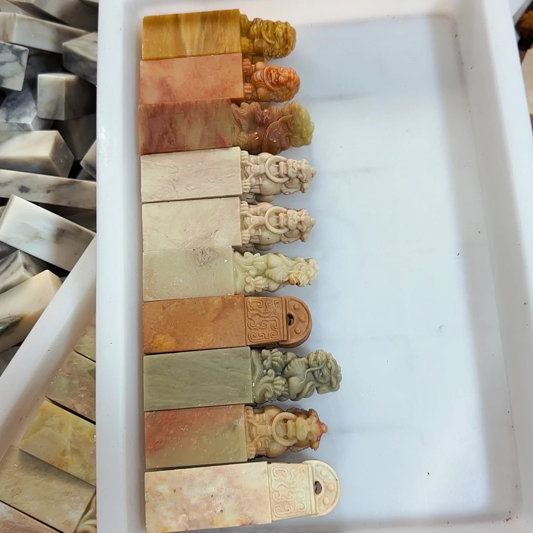 烟***法青田石印石苹果和香蕉一起