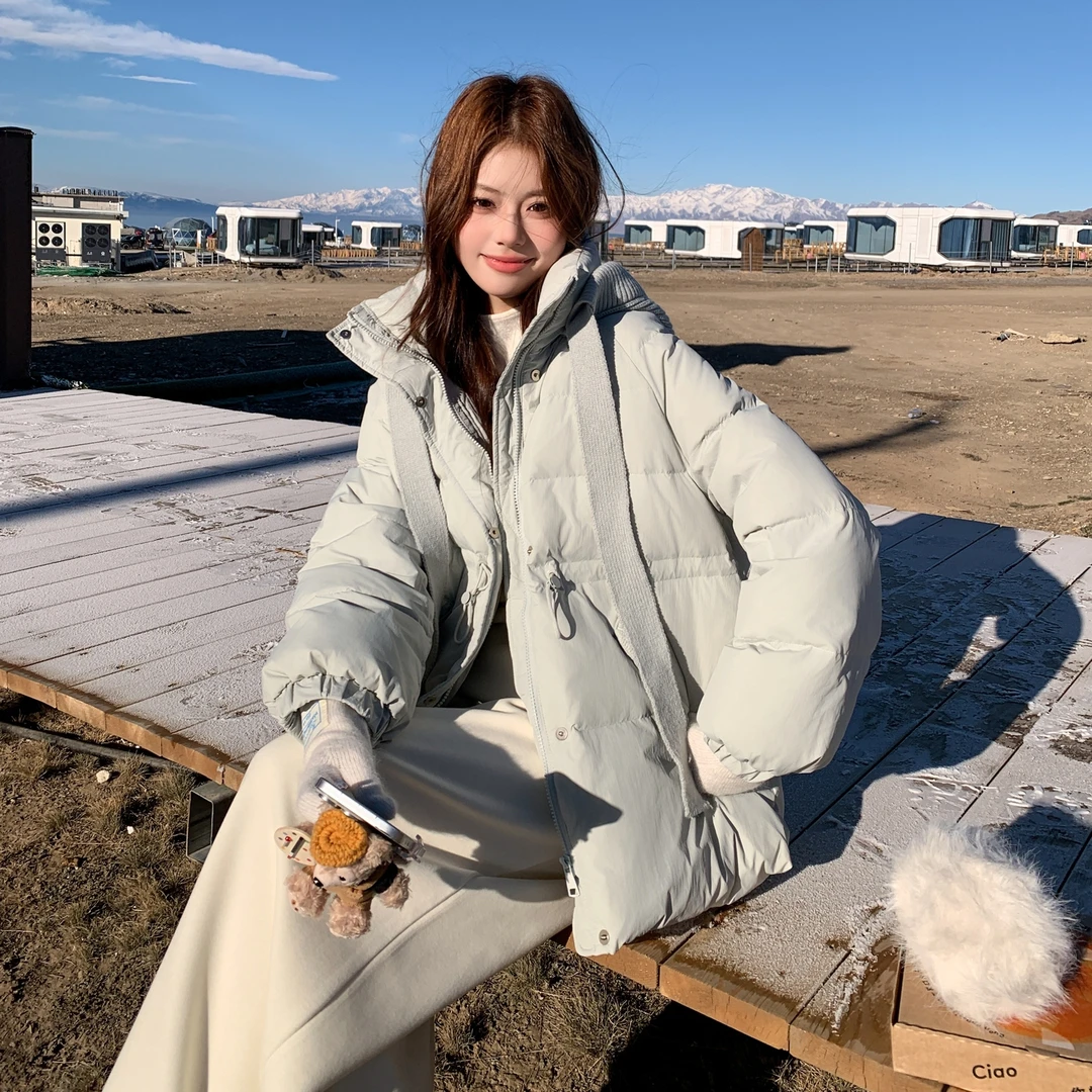 蓝色加厚羽绒服女冬季2025年新款短款小个子减龄设计感超好看