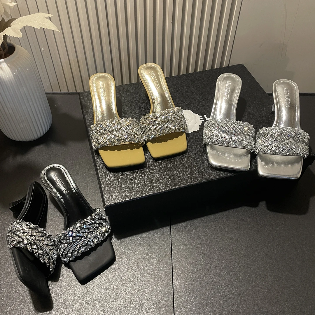 【现现】夏季绝美水钻时尚百搭高级感气质女软底一脚蹬爆款凉拖-5CM