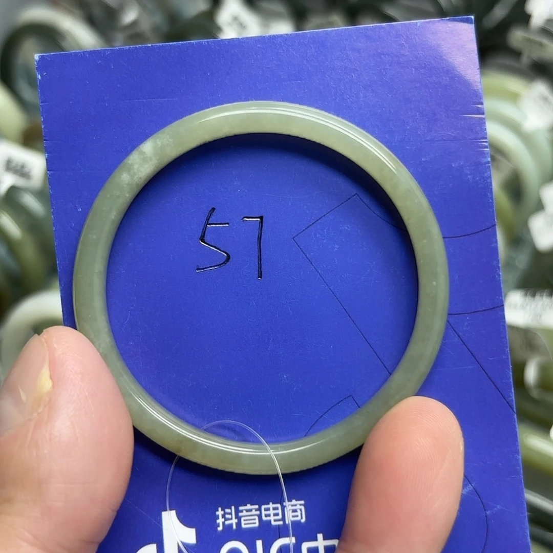 未镶嵌手镯和田玉（糖玉）