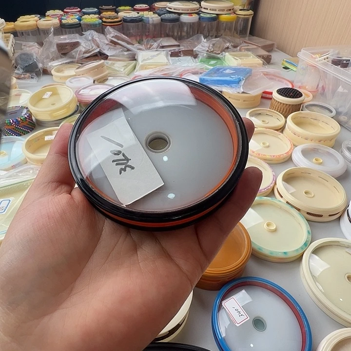 随单，王……万体一个……