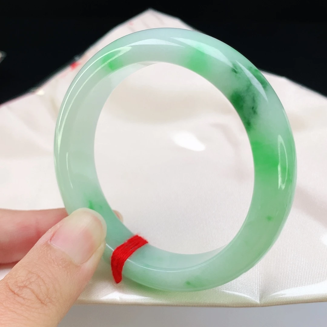 翡翠未镶嵌手镯54+圈1028