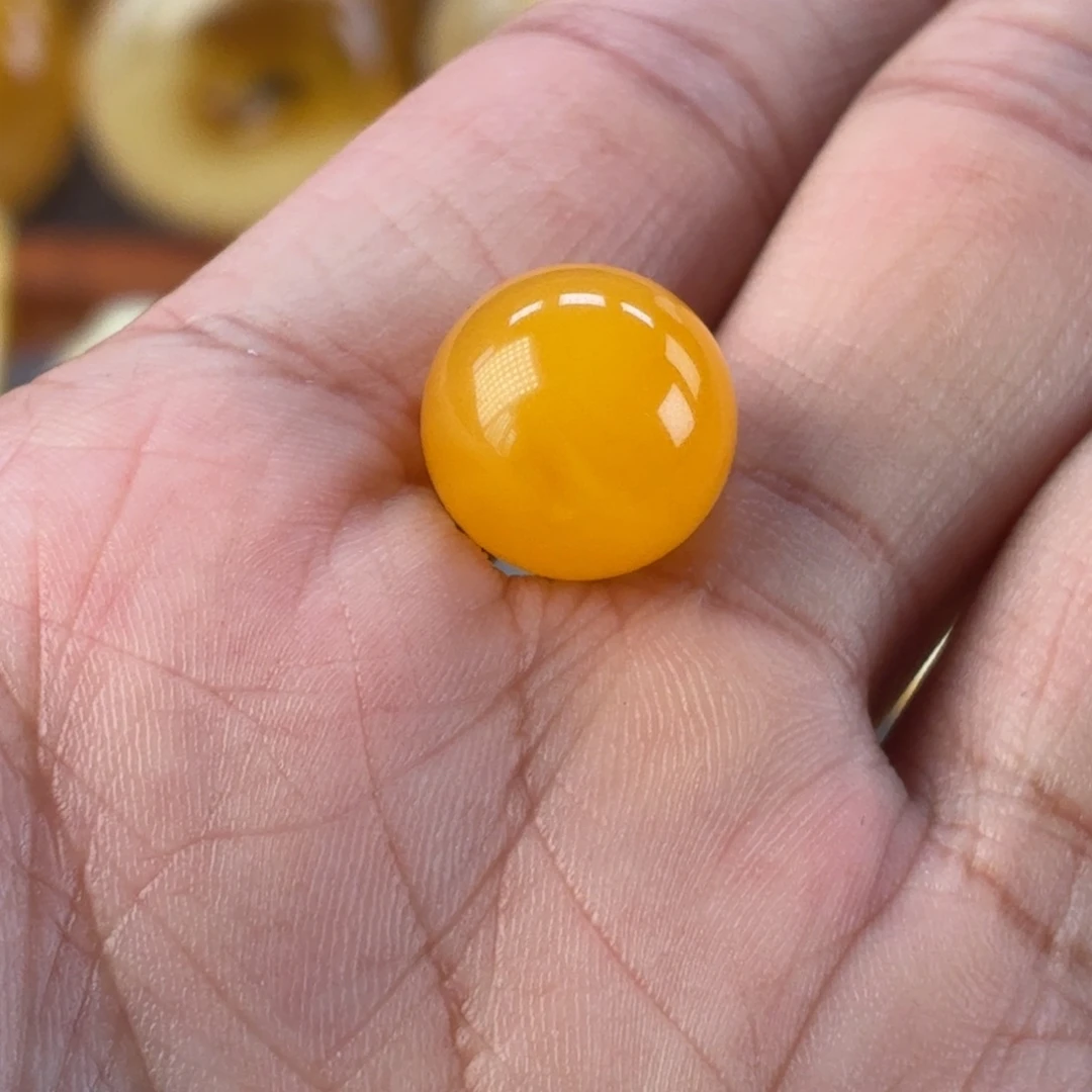 琥珀未镶嵌裸石焦皮橘红13.8mm