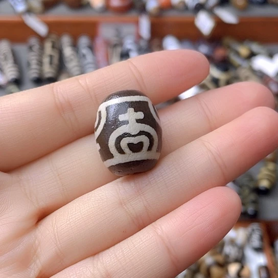 未镶嵌颈饰玛瑙/玉髓