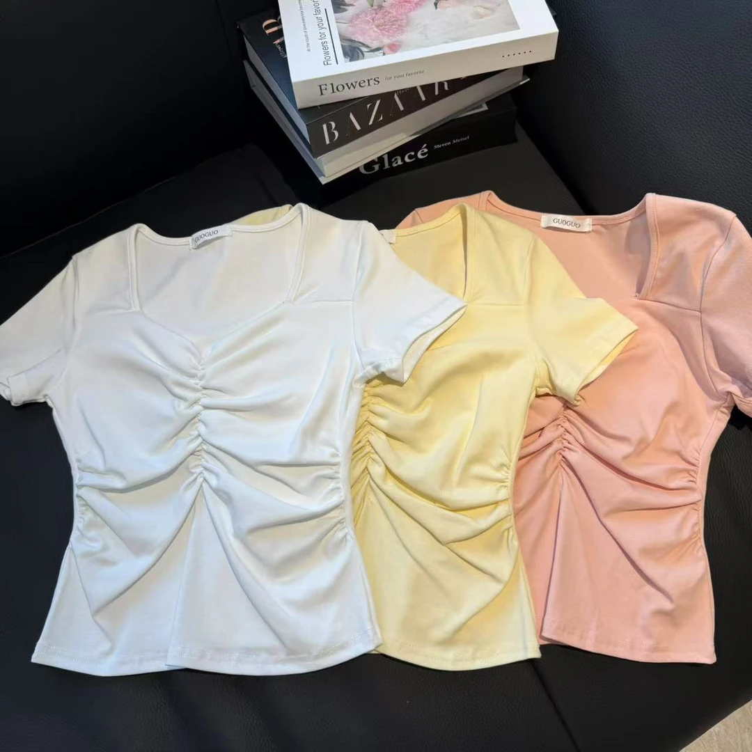 馨儿专属【秀出身材】设计感褶皱V领正肩不规则别致短款上衣XS41058