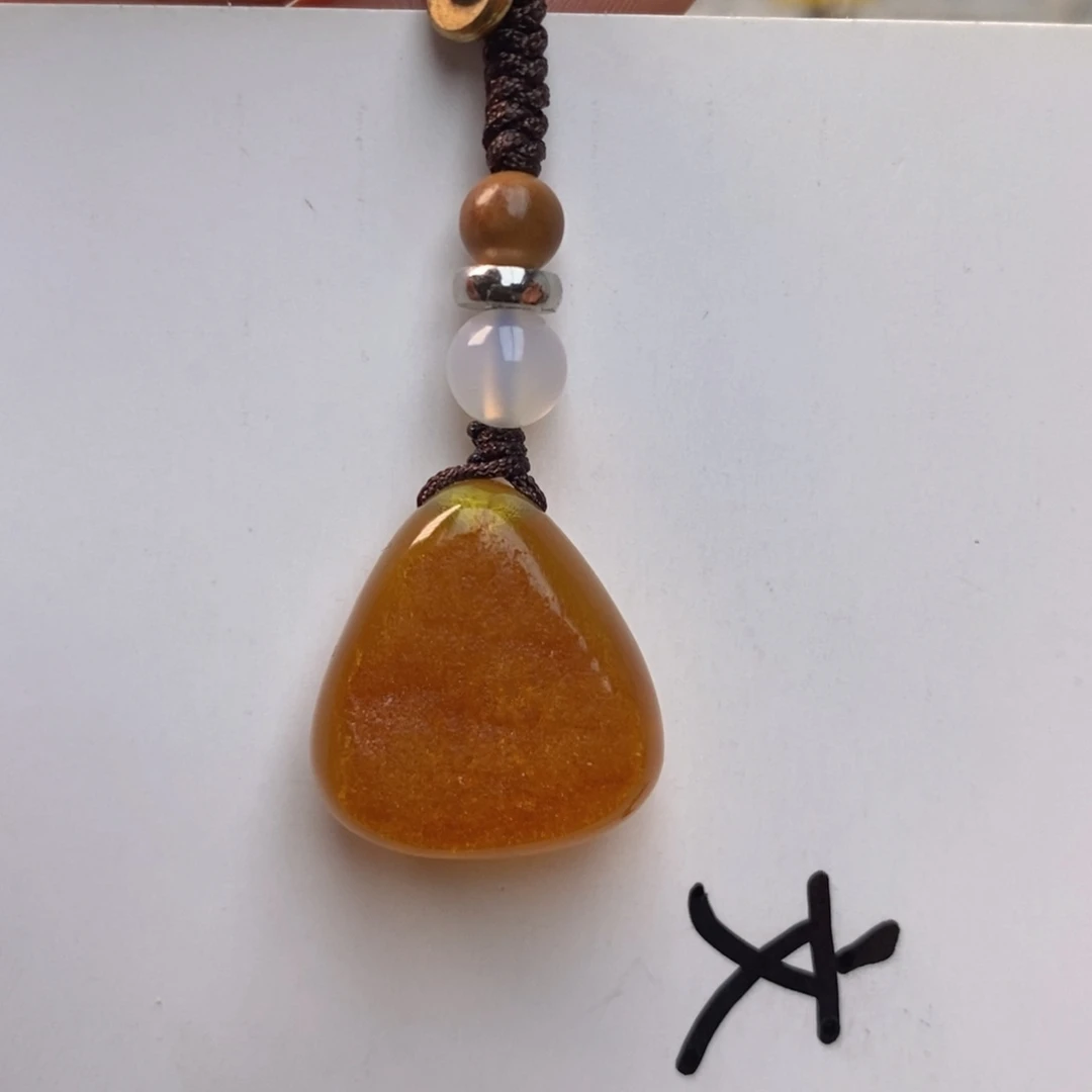 未镶嵌琥珀珠宝奇石3
