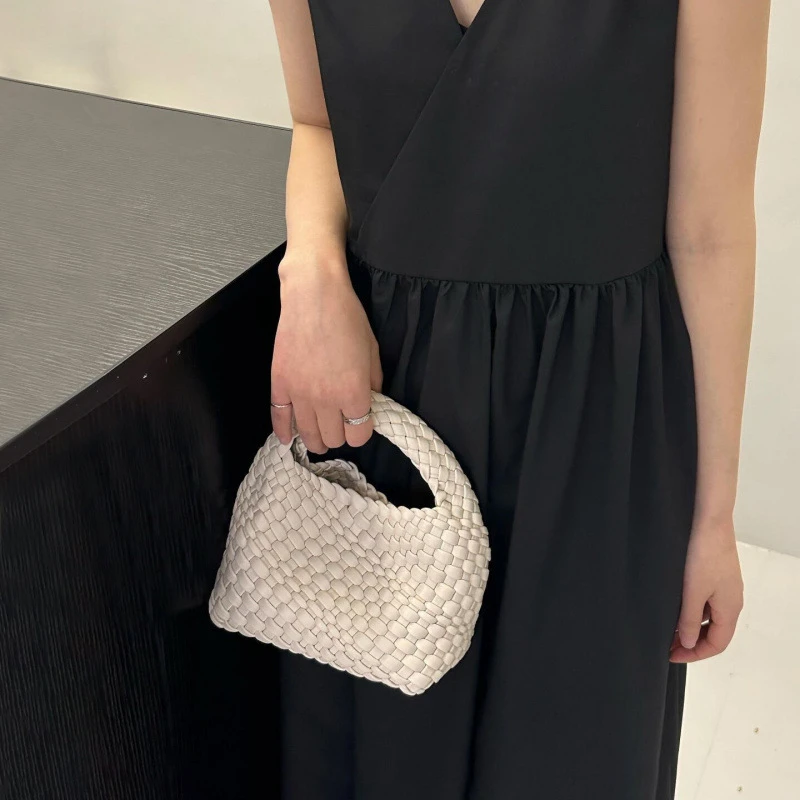 包包女小众手工迷你编织手机包高级感菜篮子零钱小包手提斜挎包潮