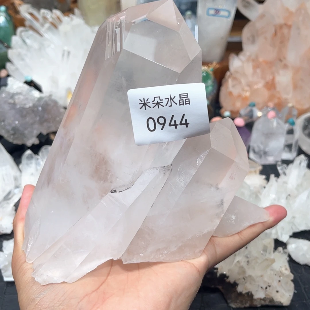 V***m未镶嵌珠宝半成品水晶水晶