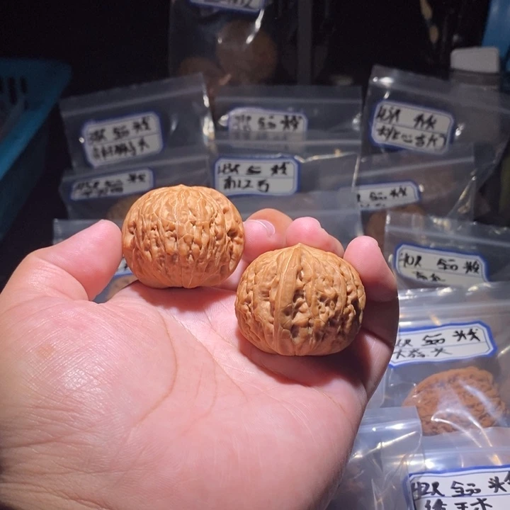 吊坠文玩核桃40全品铁锤