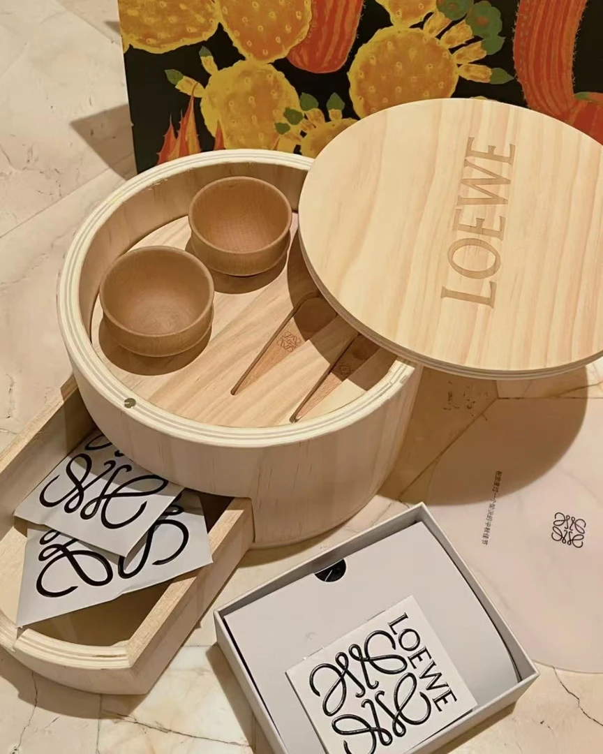 未使用 LOEWE/罗意威 VIC中秋礼盒(木质茶具)/JP