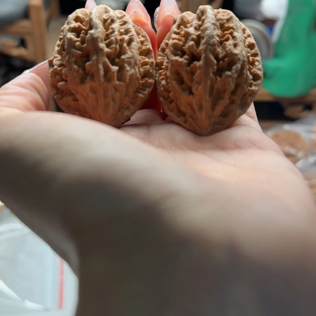 文玩核桃把件关东木子楸百核152