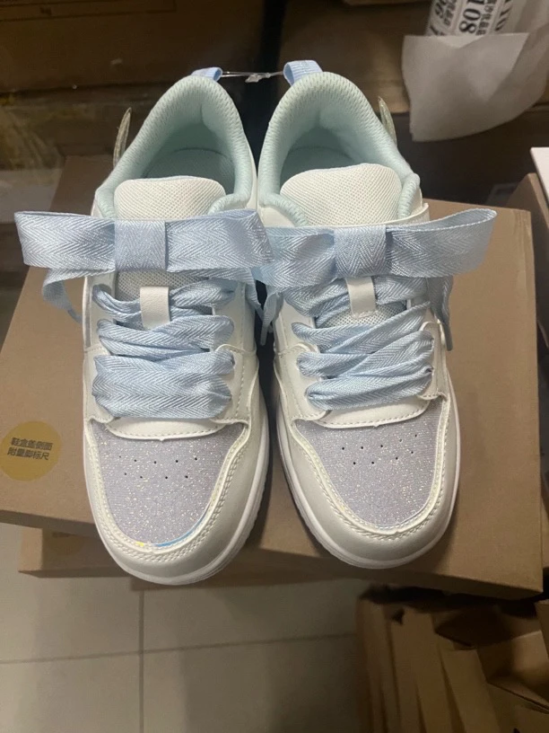 新款巴家四季款板鞋，蝴蝶结魔术贴