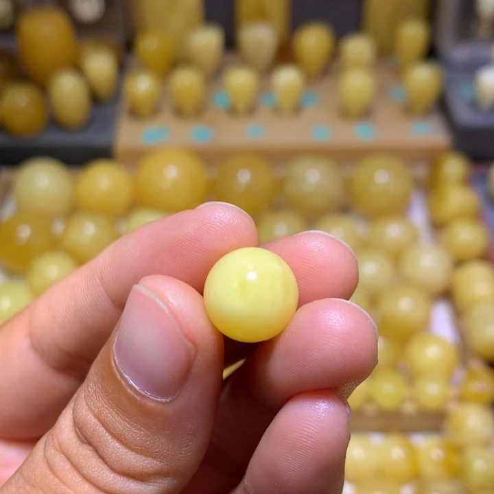 未镶嵌蜜蜡裸石天然俄料浓白花蜜蜡微瑕圆珠12