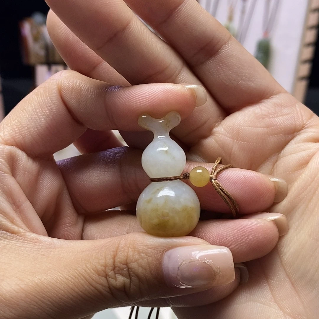 颈饰未镶嵌和田玉就*米