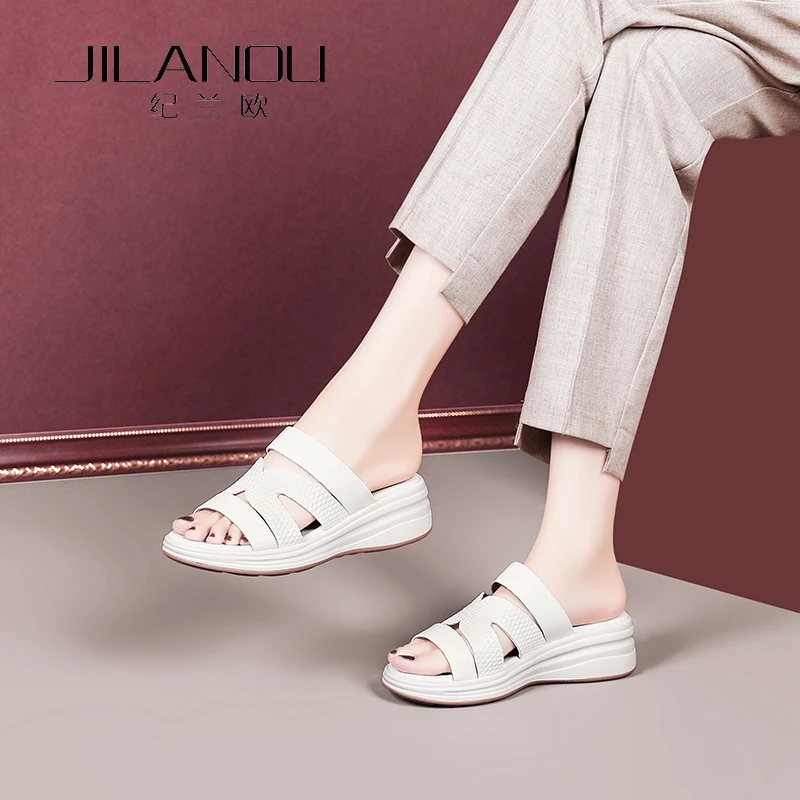 厚底真皮半拖鞋女外穿2025夏季新款增高坡跟凉拖软底时尚休闲女鞋