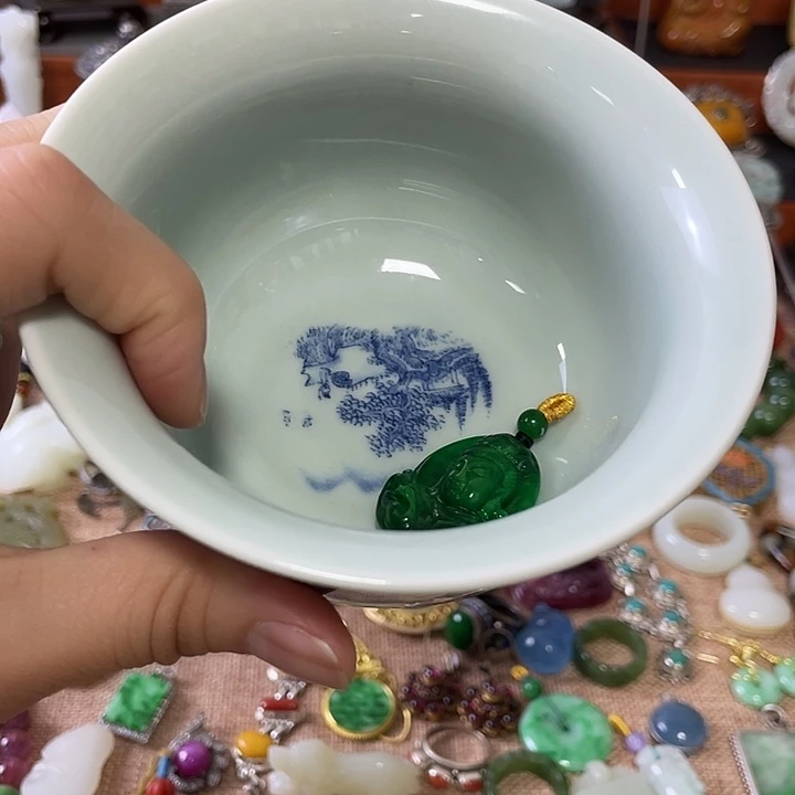 杯香***剧精美雕刻物件物件