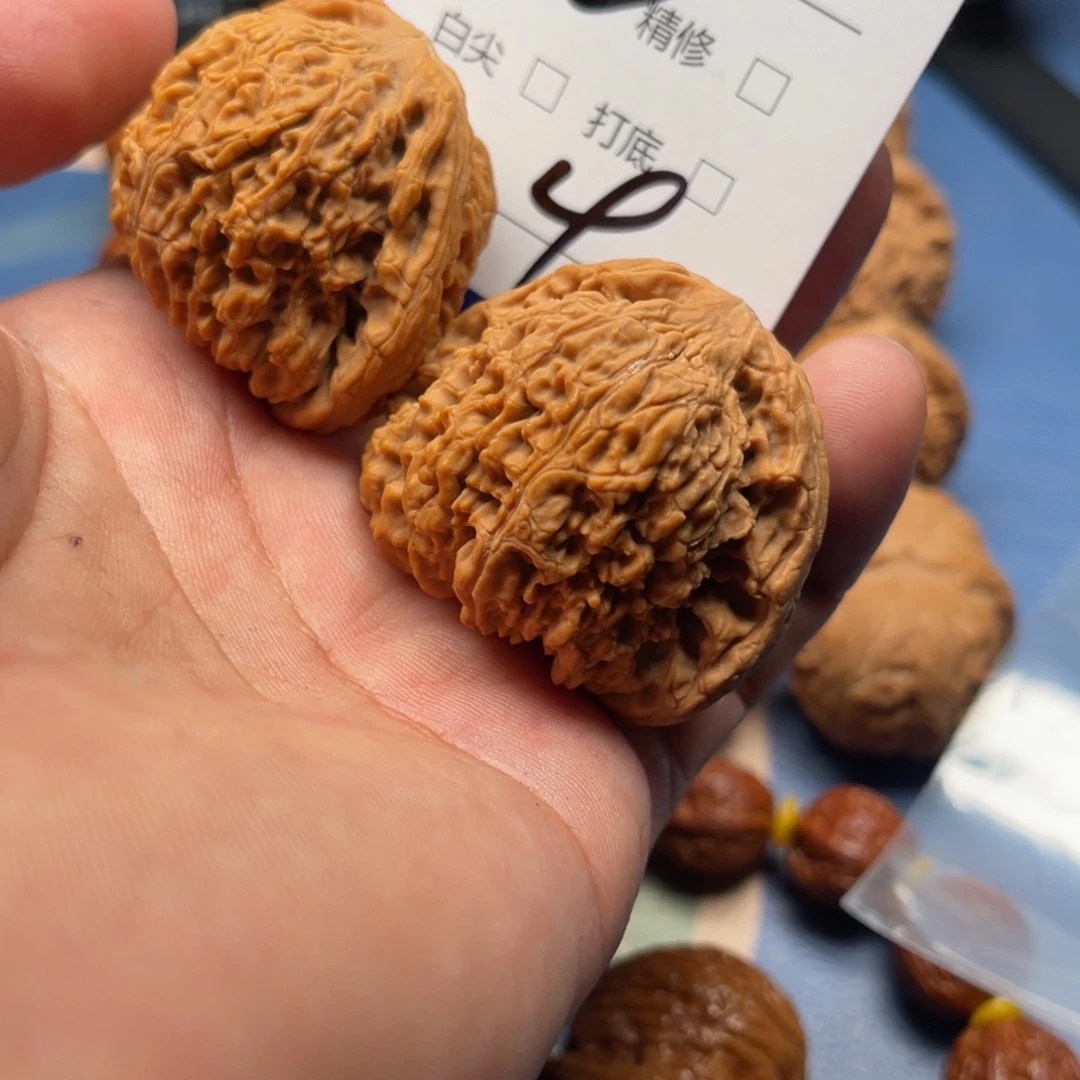 ****了吊坠文玩核桃文玩核桃