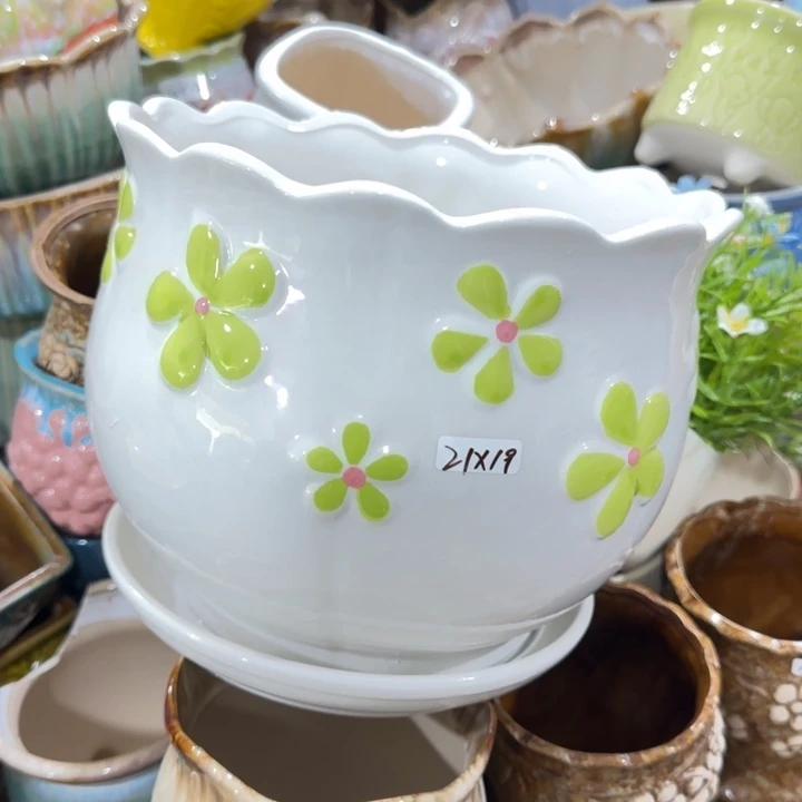 凑9块包邮，有孔，花盆
