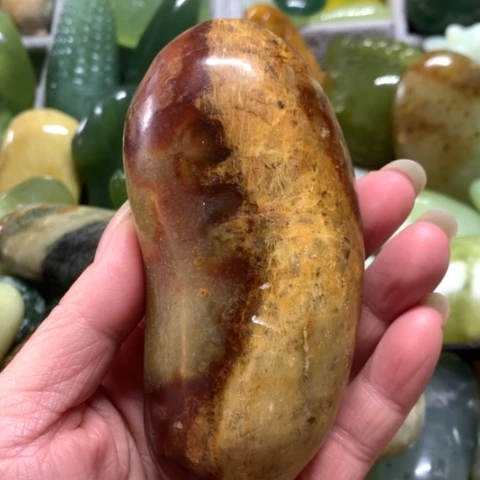 蛇纹石玉未镶嵌手把件