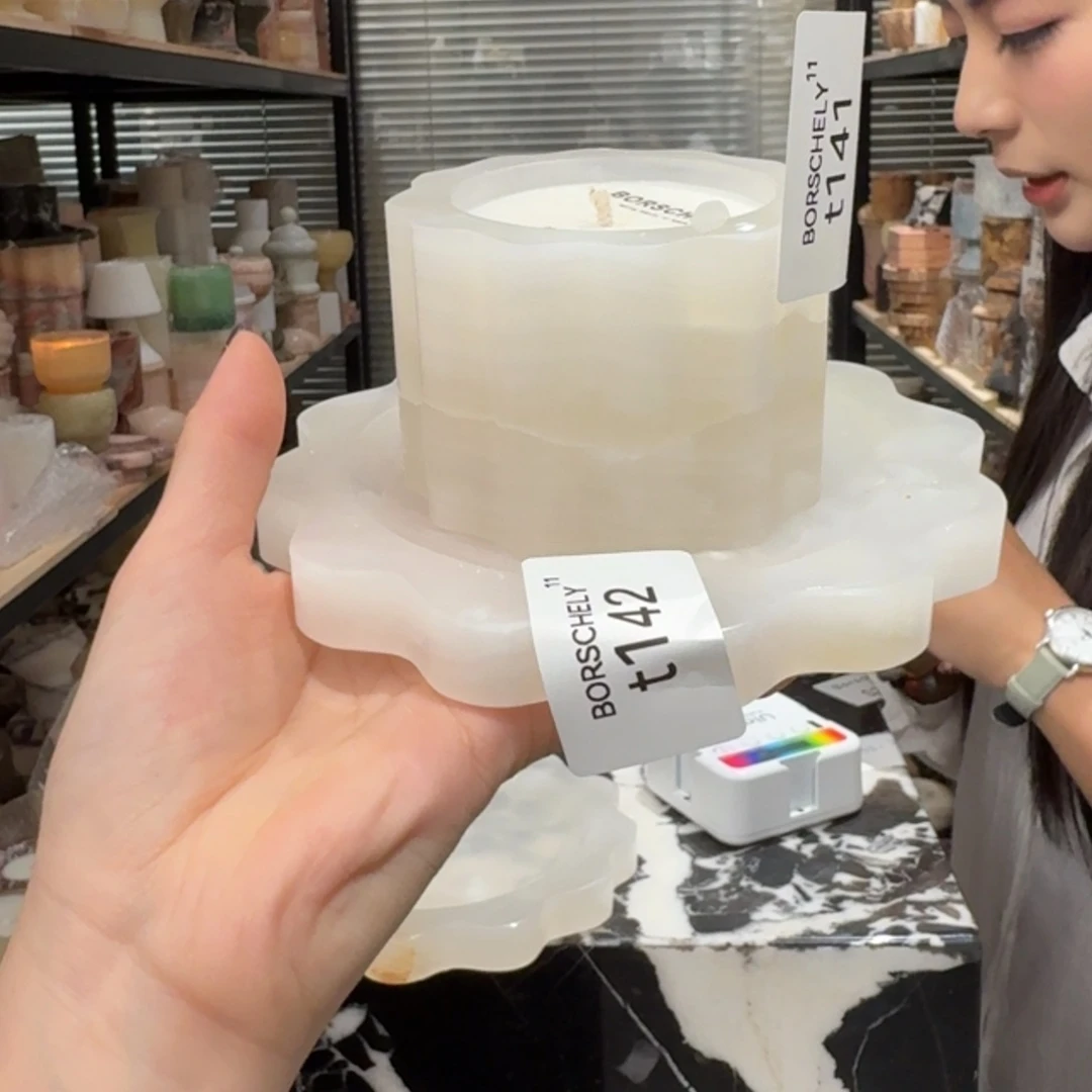 t141。 t142。  两个亿。