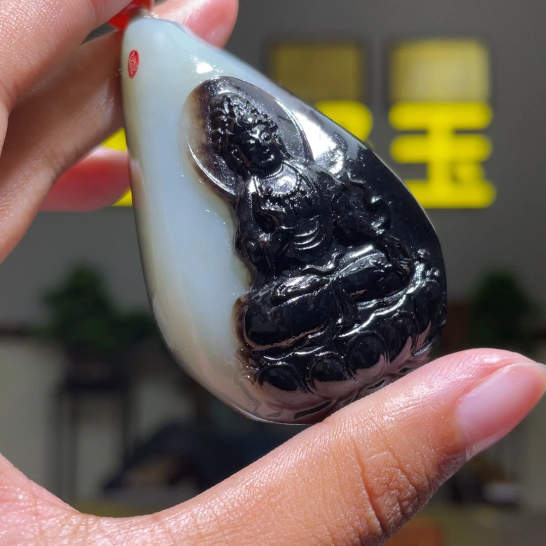 颈饰未镶嵌和田玉初**意
