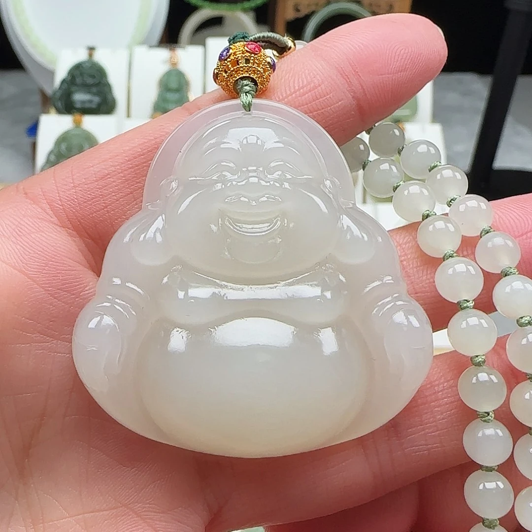 和田玉颈饰足金镶嵌茜****馆