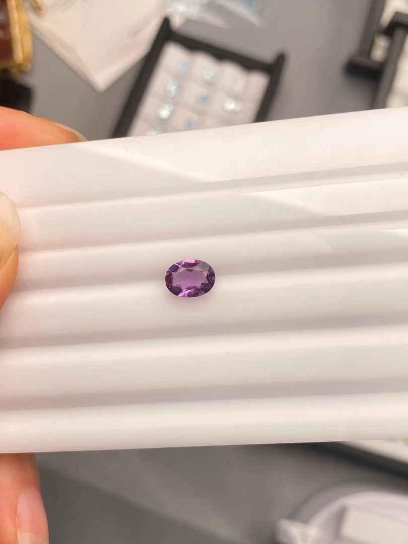 未镶嵌裸石紫水晶1.05克拉