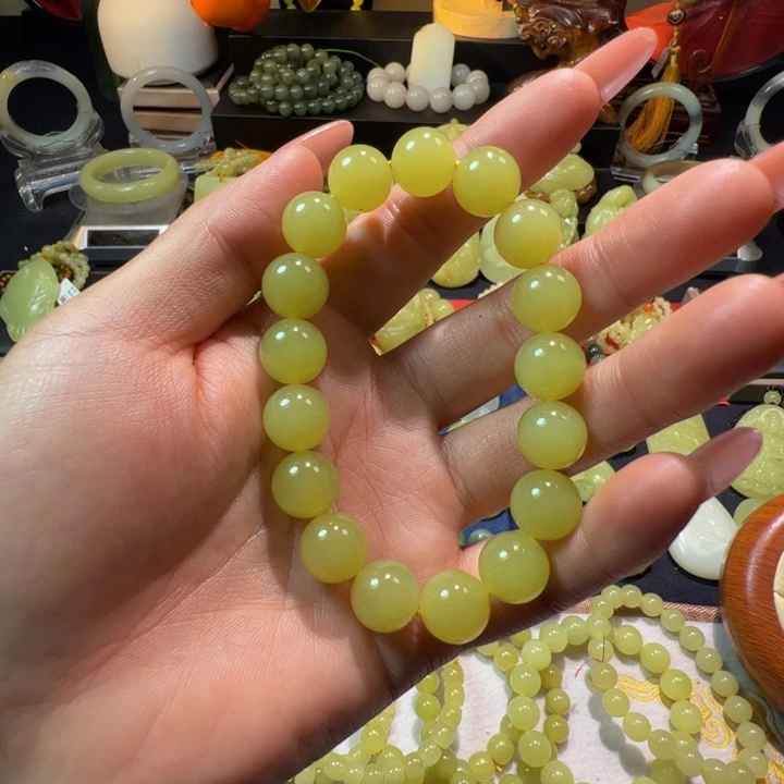 和田玉（黄玉）颈饰未镶嵌