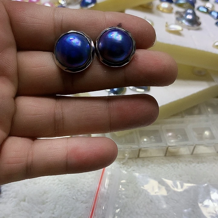 银S925镶嵌拼合珍珠（马贝珠）耳饰