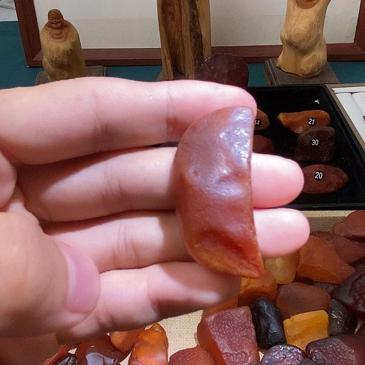 裸石琥珀未镶嵌蜜蜡