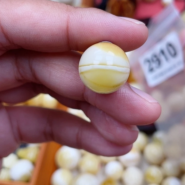 蜜蜡未镶嵌珠宝奇石粉16沁色 一线天