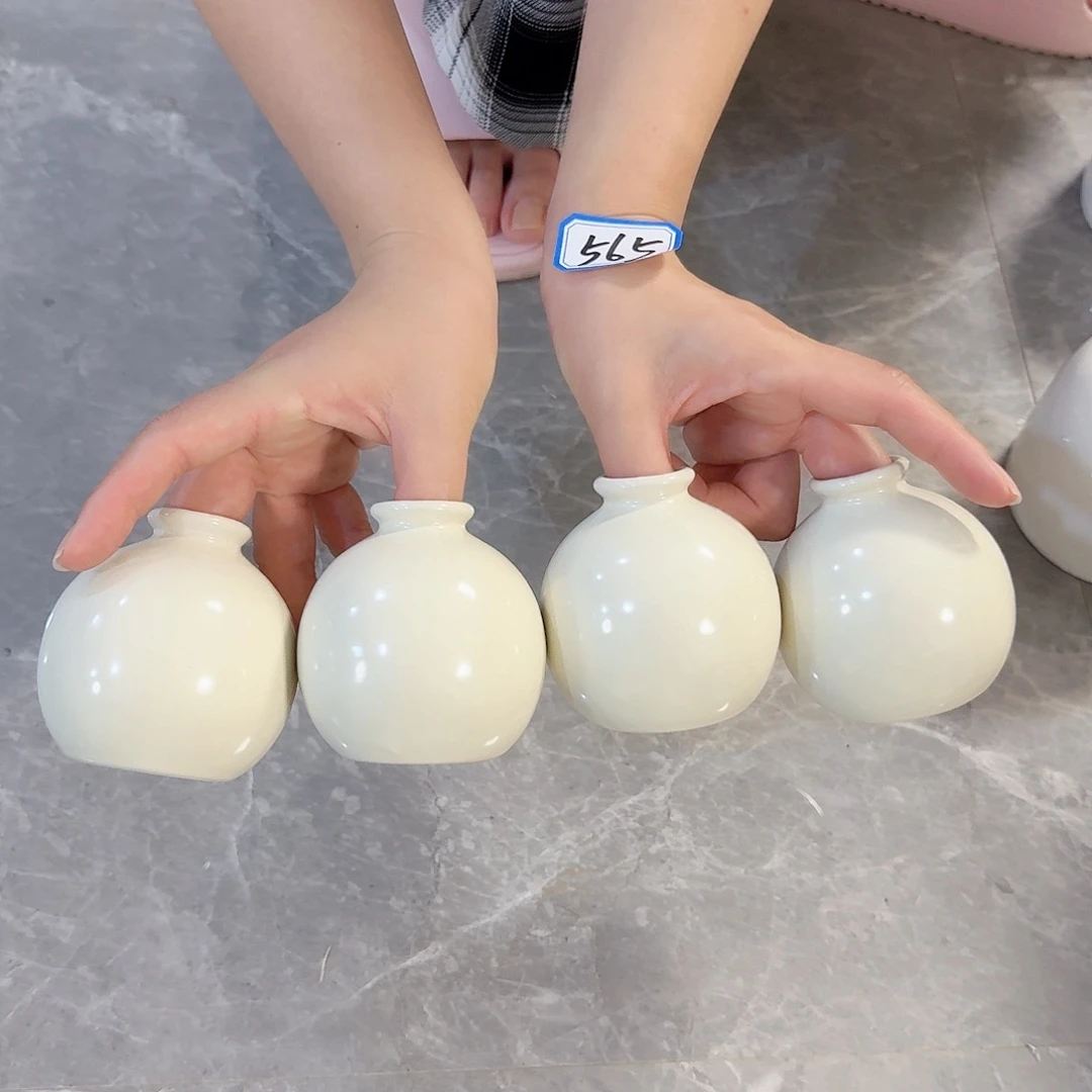 瓶4个小鸡蛋陶瓷瑕疵