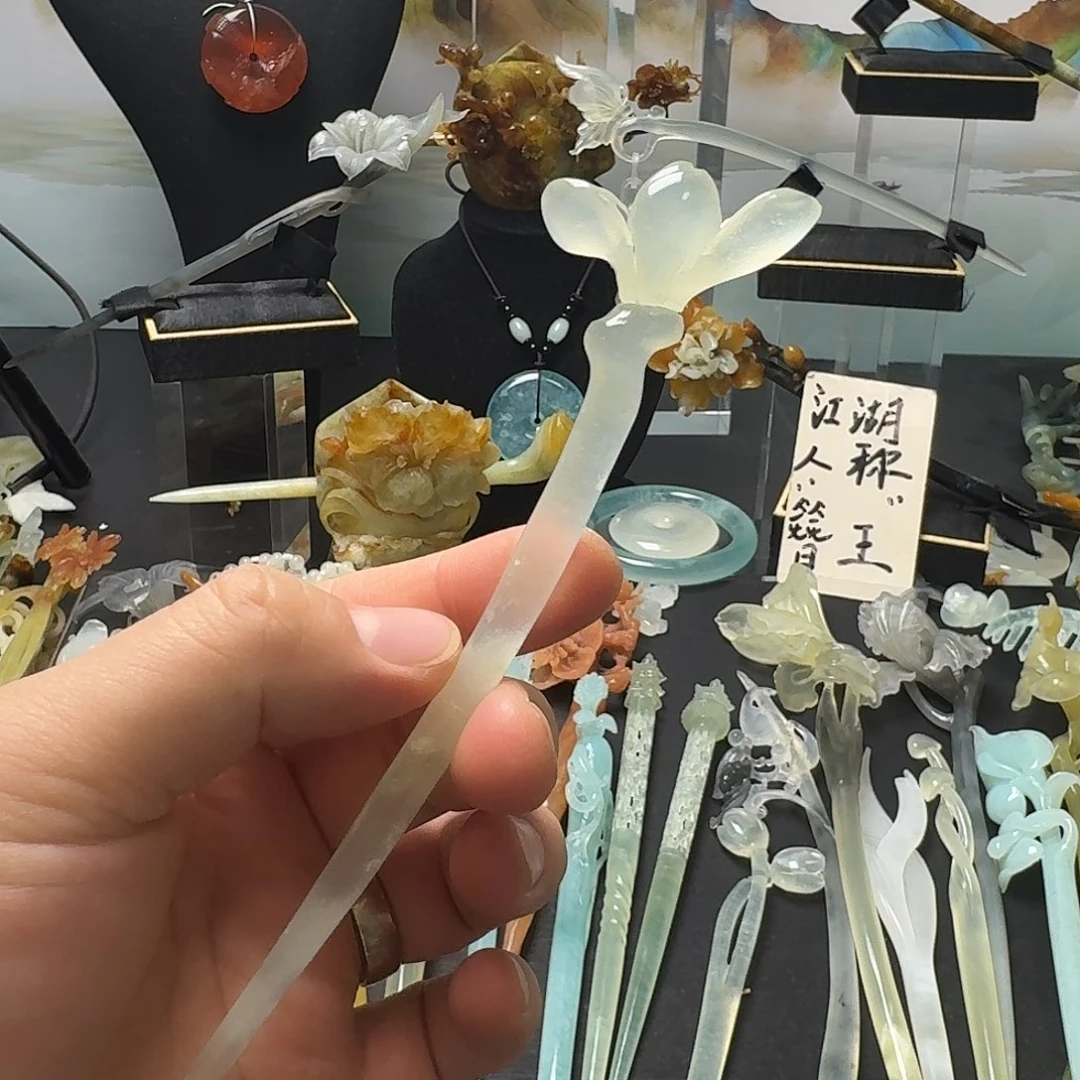 蛇纹石玉未镶嵌发饰