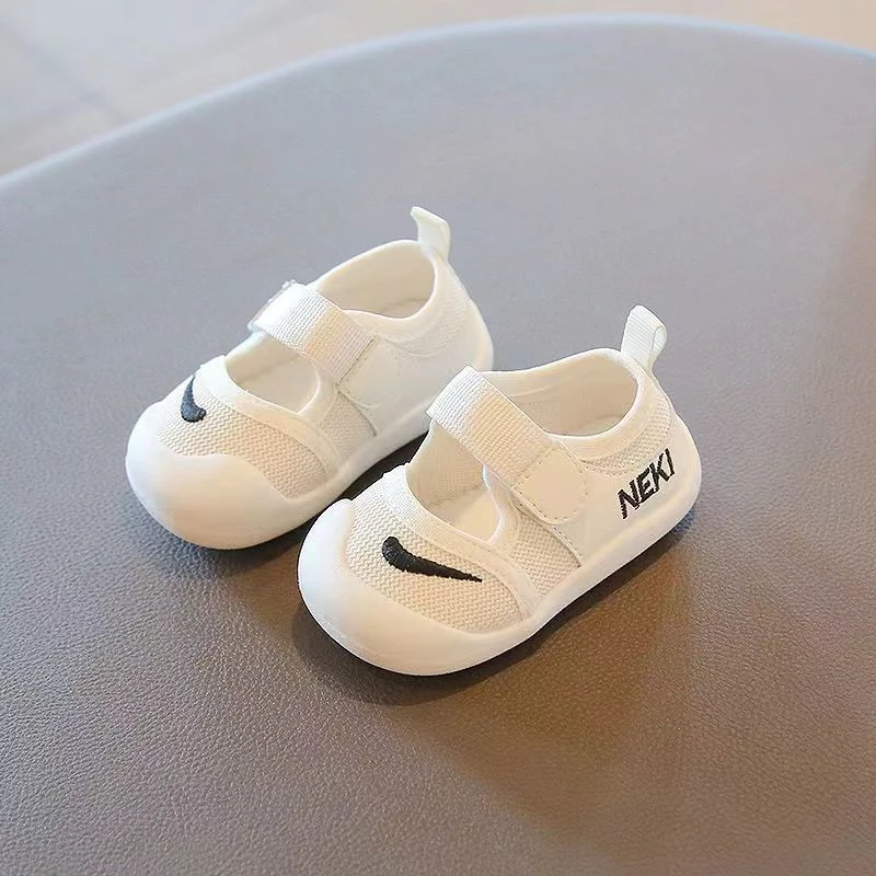 男女宝宝学步鞋2025春秋款0-2岁婴幼儿女方口透气防滑耐磨网布鞋