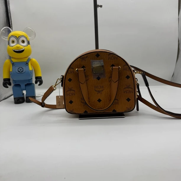 99新 MCM 奢得/干邑色小号贝壳072522