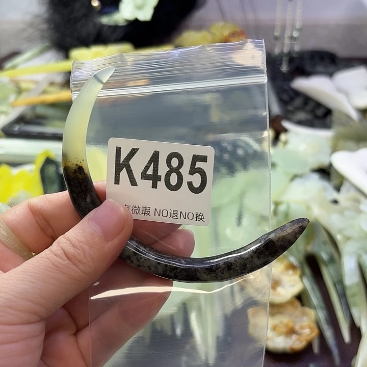 梵***猴蛇纹石玉合金发饰
