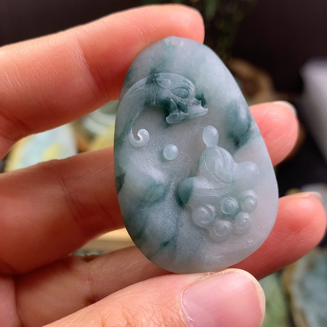 定制翡翠未镶嵌翡翠